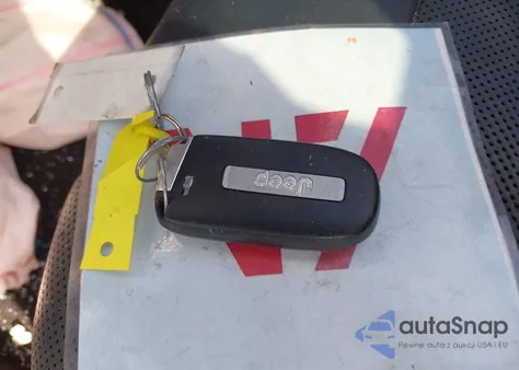 2019 Jeep Cherokee Overland Fwd z USA, uszkodzony, nr VIN 1C4PJLJX5KD146026